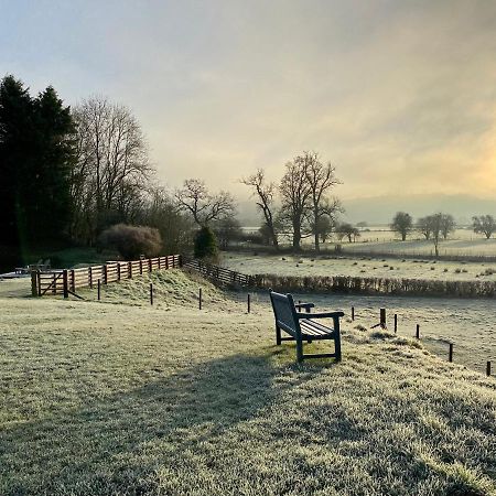 Cwmbach Lodge Luxury B&B Glasbury 外观 照片