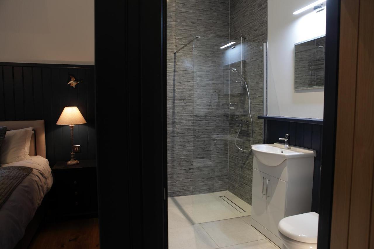 Cwmbach Lodge Luxury B&B Glasbury 外观 照片